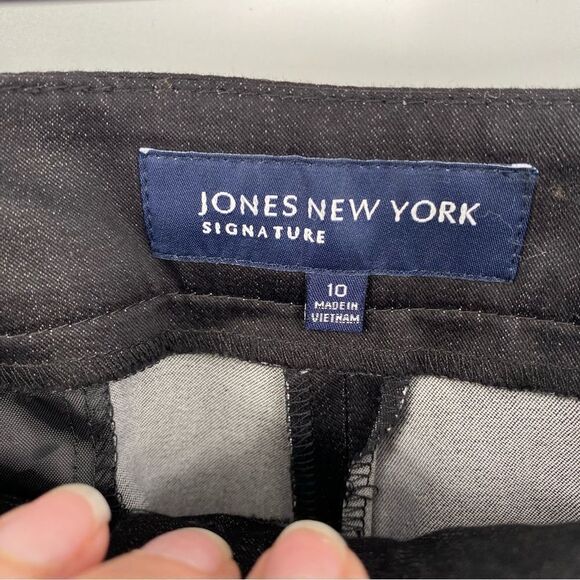 Jones New York Women’s Flat Front Dress Pants size 10 - Picture 3 of 4